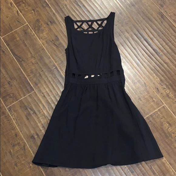 H&M Dresses & Skirts - NWOT Black dress h&m